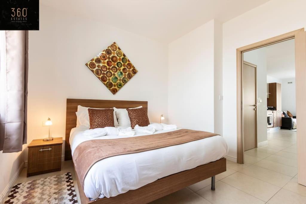 Beautiful, Top Notch 1 Bedroom Apt Just Off The Coast By 360 Estates San Pawl il-Baħar Eksteriør bilde