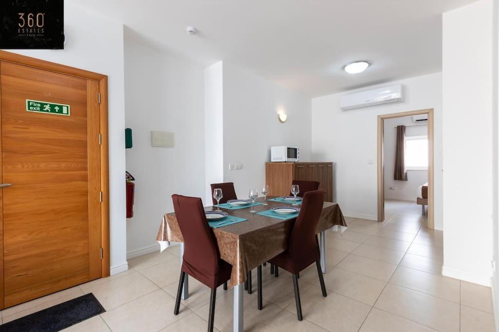 Beautiful, Top Notch 1 Bedroom Apt Just Off The Coast By 360 Estates San Pawl il-Baħar Eksteriør bilde